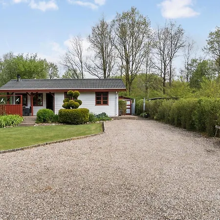 2 Bedroom Beautiful In