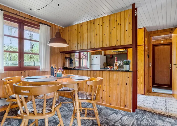 2 Bedroom Beautiful In *